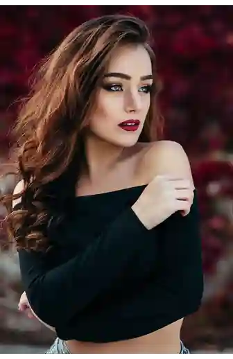 Experience Luxury with Our Exclusive Escort Services in Pauri