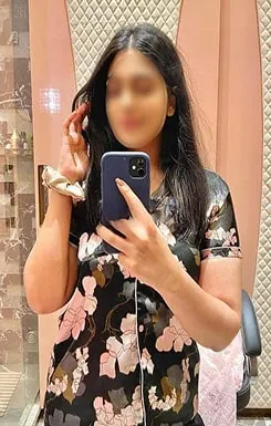 Experience Luxury with Pauri's Premier Escort Services